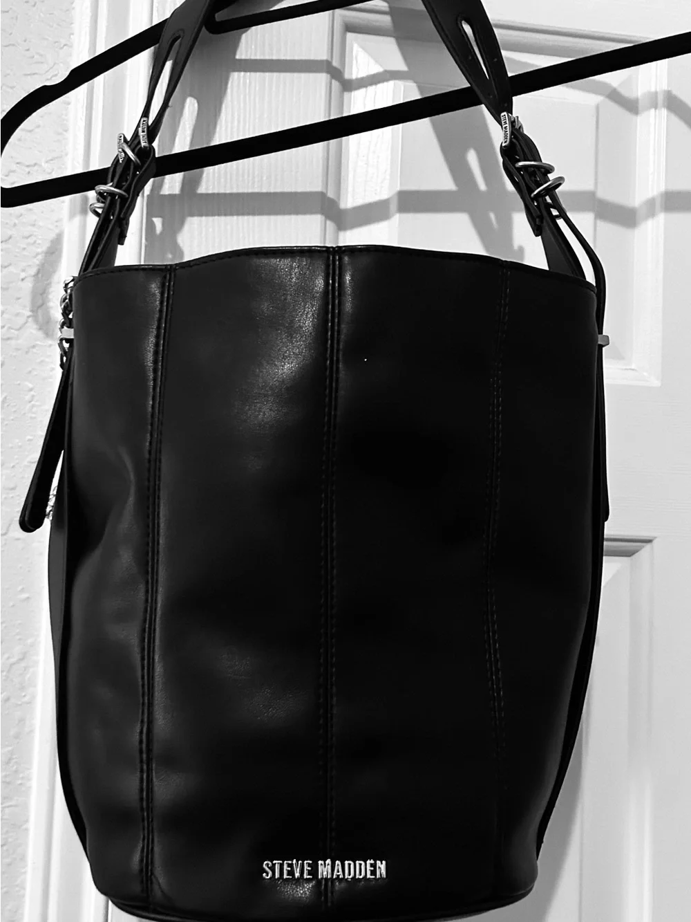 Steve Madden Black Leather Bucket Shoulder Bag with Gold Heart Charm